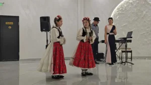 Mai mulți dascăli bihoreni au fost premiați pentru activitatea la catedră-220