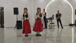 Mai mulți dascăli bihoreni au fost premiați pentru activitatea la catedră-223
