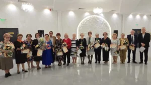 Mai mulți dascăli bihoreni au fost premiați pentru activitatea la catedră-253