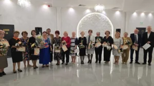 Mai mulți dascăli bihoreni au fost premiați pentru activitatea la catedră-254