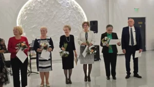 Mai mulți dascăli bihoreni au fost premiați pentru activitatea la catedră-269