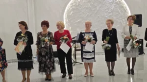 Mai mulți dascăli bihoreni au fost premiați pentru activitatea la catedră-274