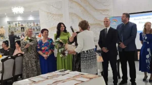 Mai mulți dascăli bihoreni au fost premiați pentru activitatea la catedră-289