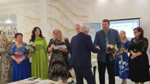 Mai mulți dascăli bihoreni au fost premiați pentru activitatea la catedră-294