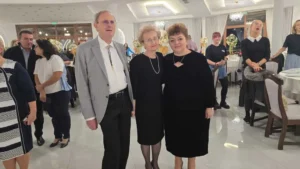 Mai mulți dascăli bihoreni au fost premiați pentru activitatea la catedră-345