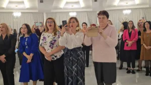 Mai mulți dascăli bihoreni au fost premiați pentru activitatea la catedră-350