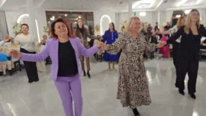 Mai mulți dascăli bihoreni au fost premiați pentru activitatea la catedră-359