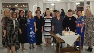 Mai mulți dascăli bihoreni au fost premiați pentru activitatea la catedră-397