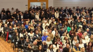 Universitatea din Oradea a deschis noul an pe acordurile propriului imn-03