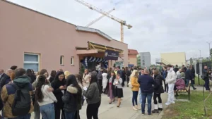 Universitatea din Oradea a deschis noul an pe acordurile propriului imn-105