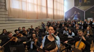 Universitatea din Oradea a deschis noul an pe acordurile propriului imn-120