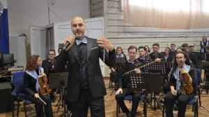 Universitatea din Oradea a deschis noul an pe acordurile propriului imn-131