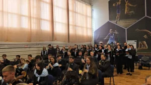 Universitatea din Oradea a deschis noul an pe acordurile propriului imn-141