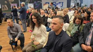 Universitatea din Oradea a deschis noul an pe acordurile propriului imn-144