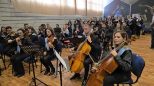 Universitatea din Oradea a deschis noul an pe acordurile propriului imn-148