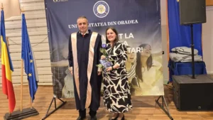 Universitatea din Oradea a deschis noul an pe acordurile propriului imn-178
