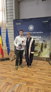 Universitatea din Oradea a deschis noul an pe acordurile propriului imn-184