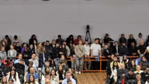 Universitatea din Oradea a deschis noul an pe acordurile propriului imn-233