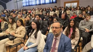 Universitatea din Oradea a deschis noul an pe acordurile propriului imn-45