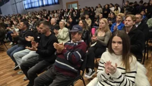 Universitatea din Oradea a deschis noul an pe acordurile propriului imn-48