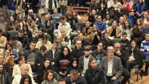 Universitatea din Oradea a deschis noul an pe acordurile propriului imn-86