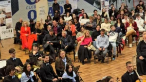 Universitatea din Oradea a deschis noul an pe acordurile propriului imn-91