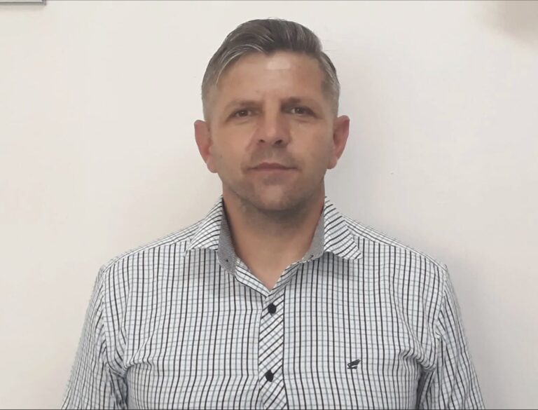 Tragedie în învățământul bihorean. Un inspector școlar s-a stins din viață în timpul unui meci de fotbal între profesori