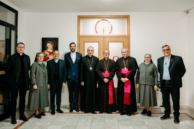 Liceul „Don Orione” din Oradea a împlinit 30 de ani. Nunțiul Apostolic în România, prezent la jubileu