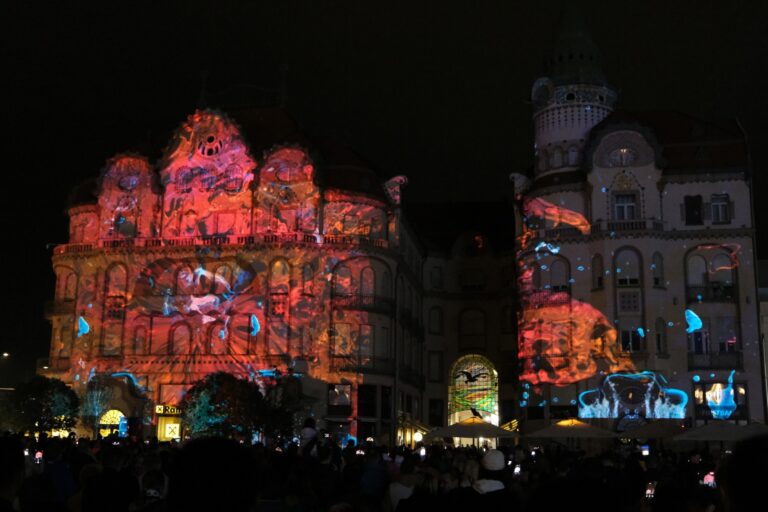A început Oradea FestiFall cu muzică, spectacole, ateliere și voie bună în centrul orașului