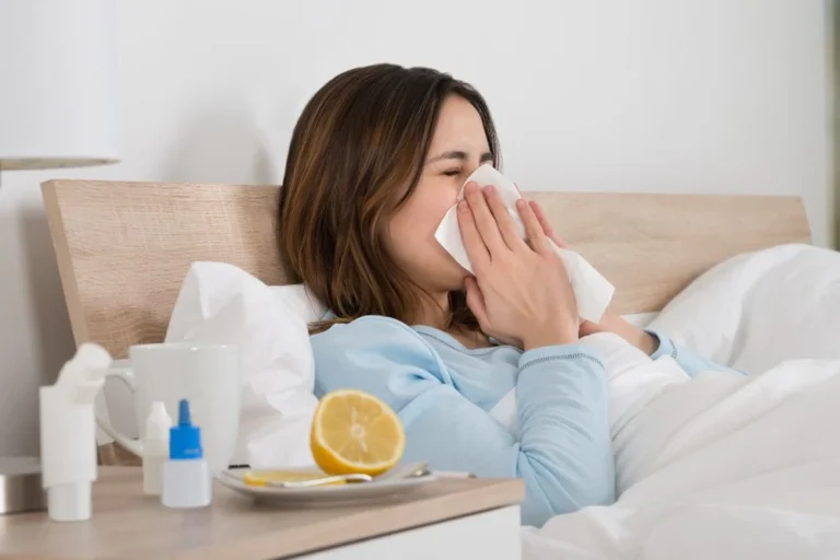 Cresc cazurile de infecții respiratorii în Bihor. Peste 7000 de persoane, cu viroze și pneumonii