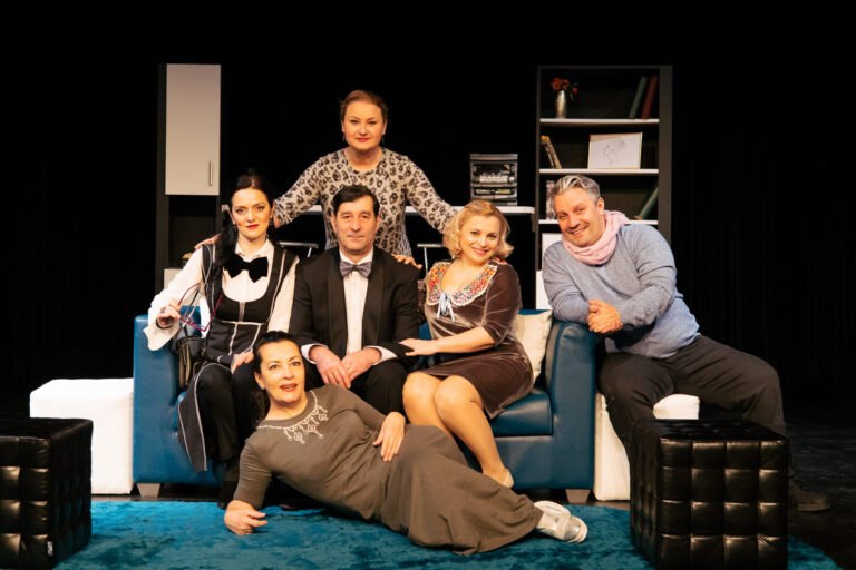 Teatrul „Regina Maria” aduce spectacole pentru copii și adulți în mai multe orașe din Bihor