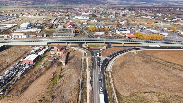 Se deschide traficul pe Pasajul Oșorhei