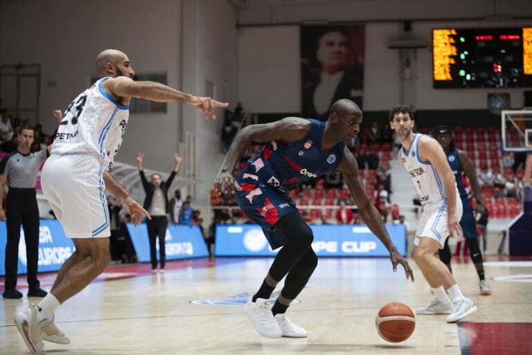 Finală pentru TOP 16. Oradea și Petkimspor joacă meciul care poate rescrie sezonul