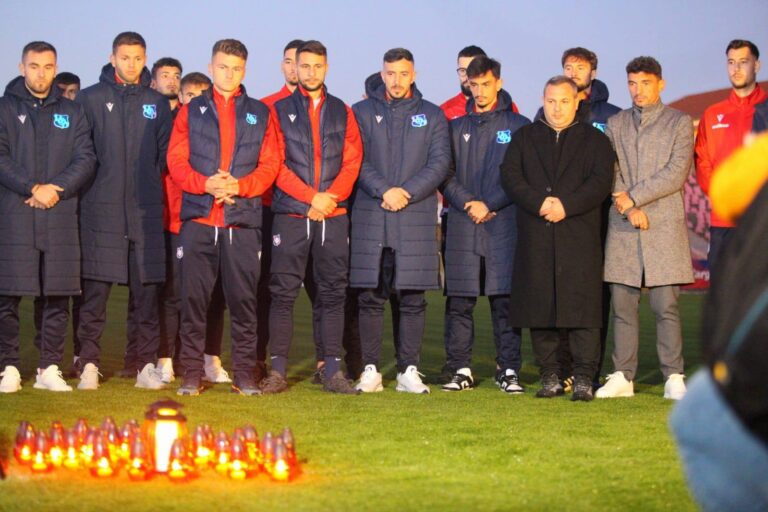 Moment de reculegere pentru Emeric Ienei, pe stadionul „Iuliu Bodola” din Oradea