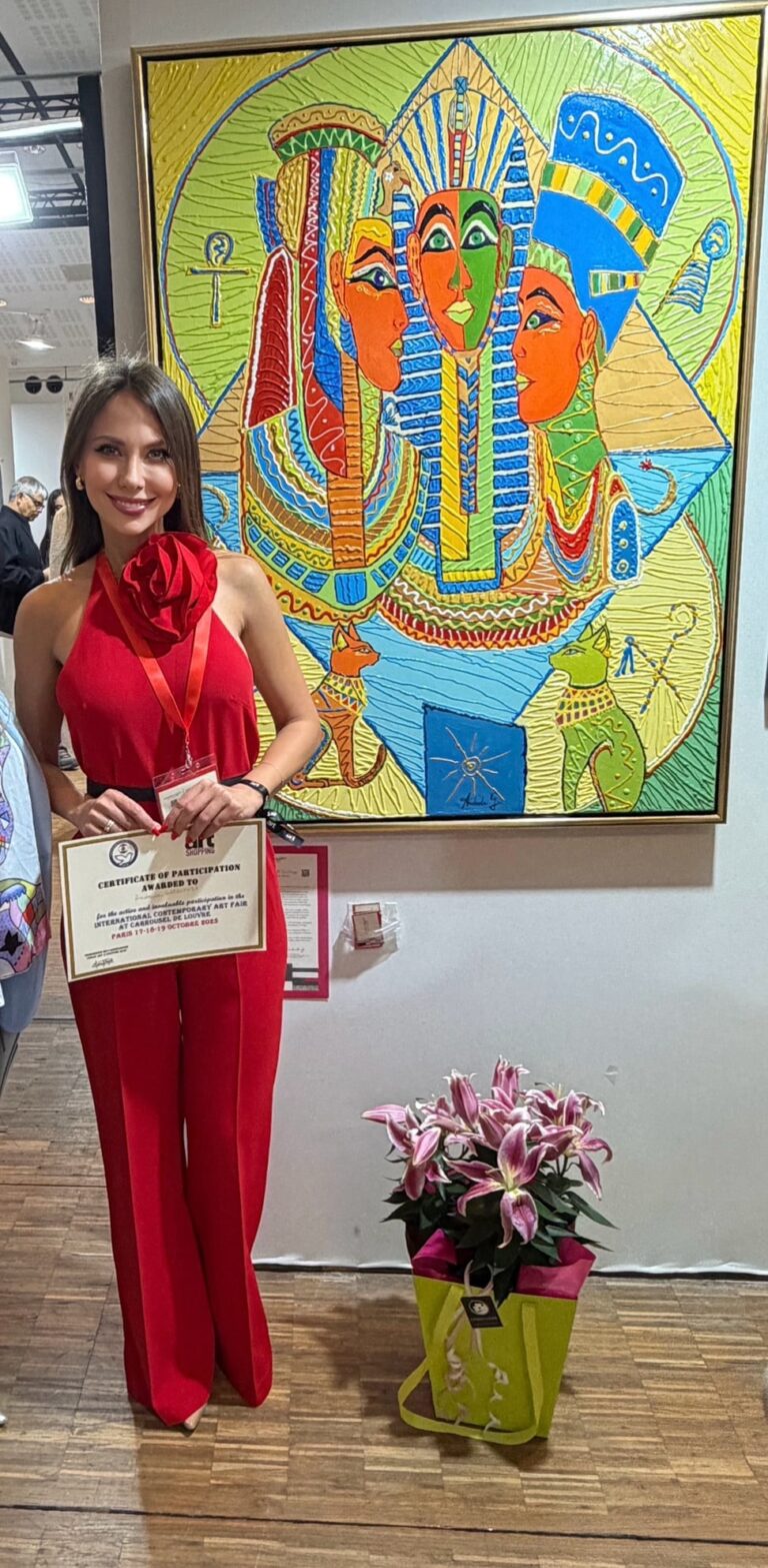 Andrada Gălbenușa, artista din Oradea care a dus „Misterul Regilor Soarelui” la Paris: „Arta prinde viață doar prin ochii celor care o privesc”
