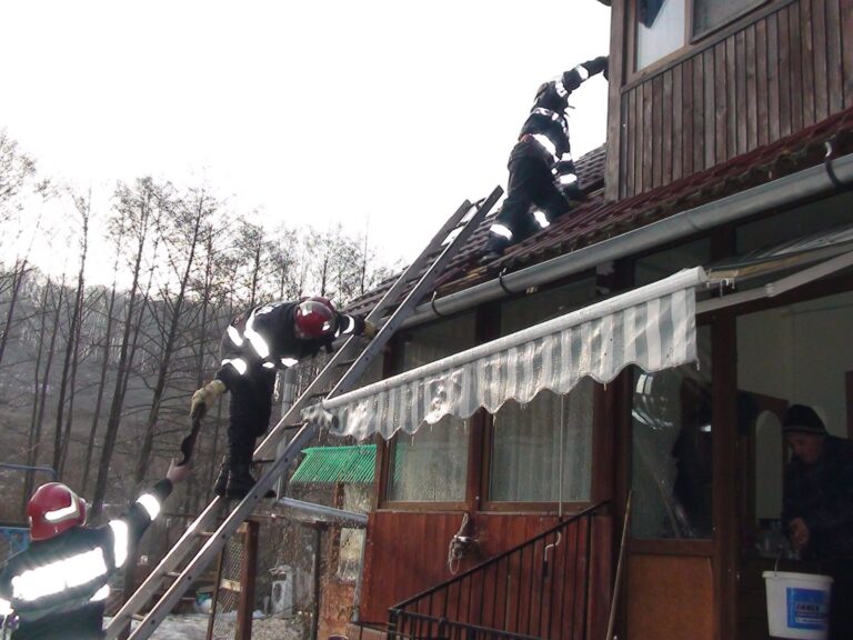 Peste 530 de incendii în sezonul rece trecut și 40 doar în prima lună a noului sezon. ISU Bihor trage un semnal de alarmă
