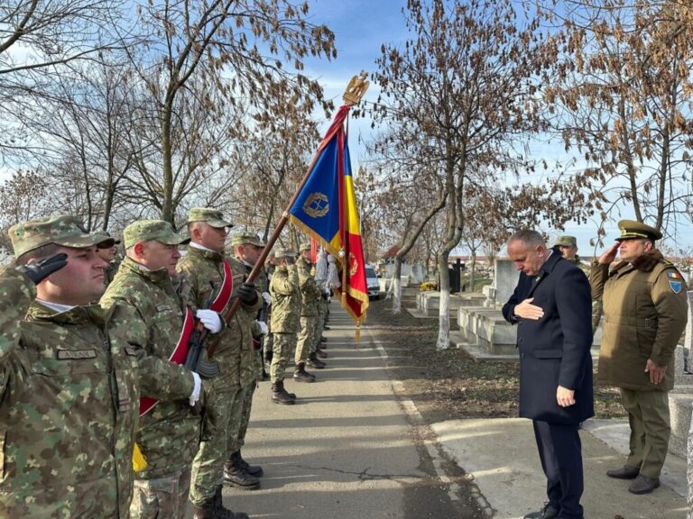 Ceremonie militară la Oradea, de Ziua Victoriei Revoluției Române și a Libertății