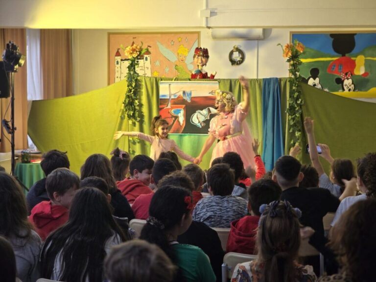 Spectacole de teatru în Centrele de Zi DAS Oradea