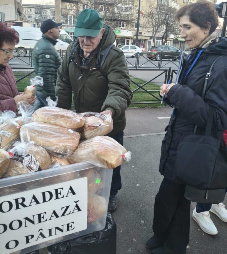 „Oradea donează o pâine”. Peste 150 de persoane, ajutate înainte de sărbători