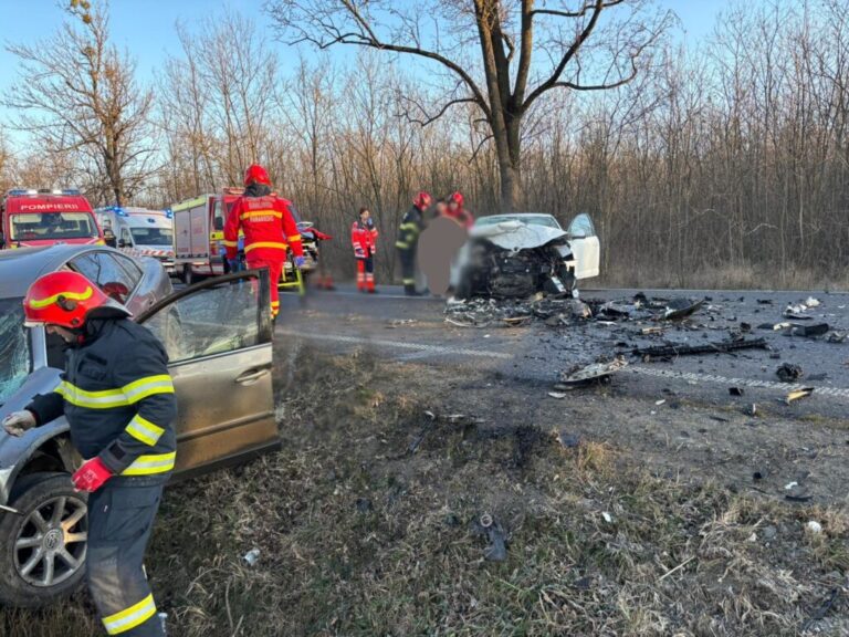 Accident grav pe DN1, la Gheghie. Trei persoane rănite, trafic complet blocat