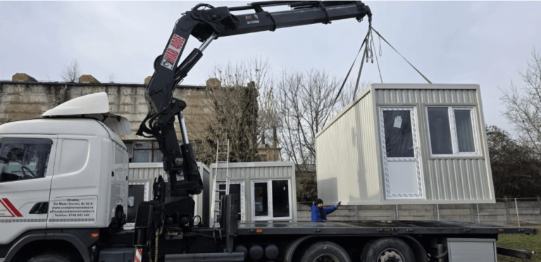 DAS Oradea crește capacitatea Adăpostului de Noapte cu trei containere noi