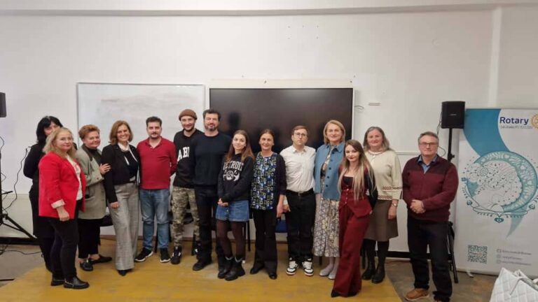 Rotary Club Oradea Art Nouveau continuă campania de prevenire a consumului de droguri în rândul tinerilor