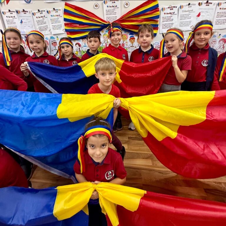 Colegiul Național „Iosif Vulcan” a sărbătorit cu emoție Ziua Națională a României