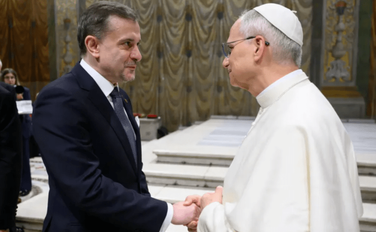 „Omenirea are nevoie de pace și de speranță”. Ambasadorul României la Vatican: Papa Leon al XIV-lea a transmis României binecuvântarea sa apostolică
