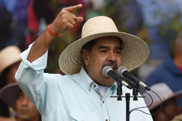 Nicolas Maduro este inculpat la New York pentru trafic de droguri și arme, anunță procurorul general al SUA