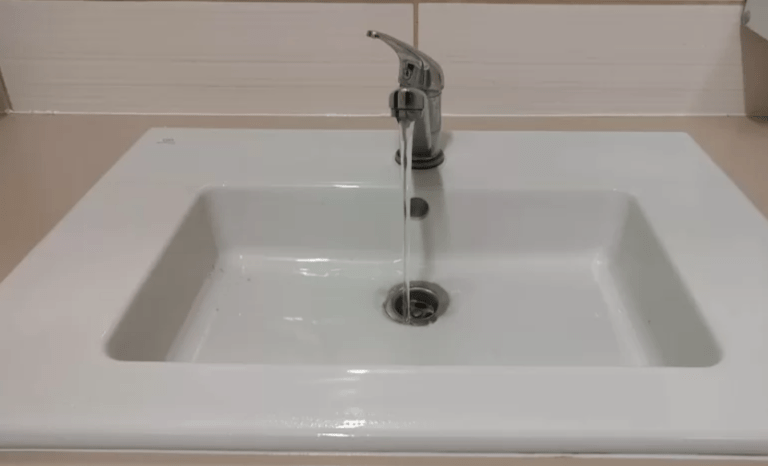 Oprire temporară a apei potabile în Oradea. Mai multe străzi, afectate