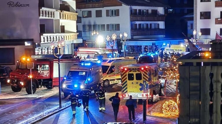 Explozie devastatoare într-o stațiune de schi din Elveția, în noaptea de Revelion. Zeci de morți și aproximativ 100 de răniți