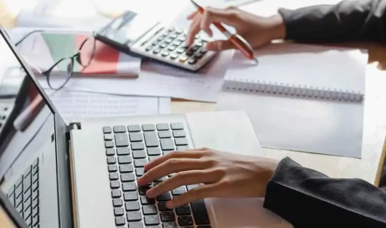Ce taxe noi vor plăti firmele în 2026. Noile situații în care Fiscul îți poate declara firma inactivă