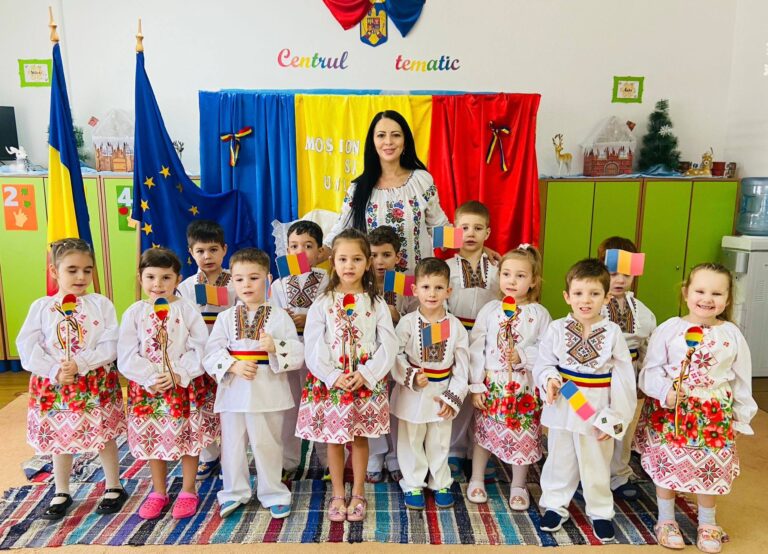 Mica Unire, explicată copiilor de la grădinița Liceului Teoretic „Nicolae Jiga” din Tinca