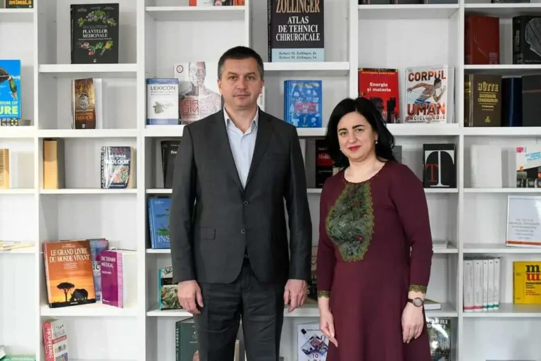 A crescut numărul cititori cu peste 60%, după renovarea Bibliotecii Județene